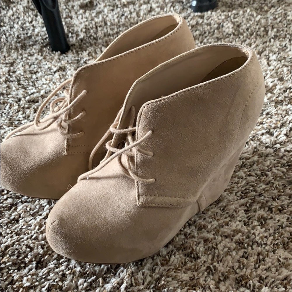 Wedges booties